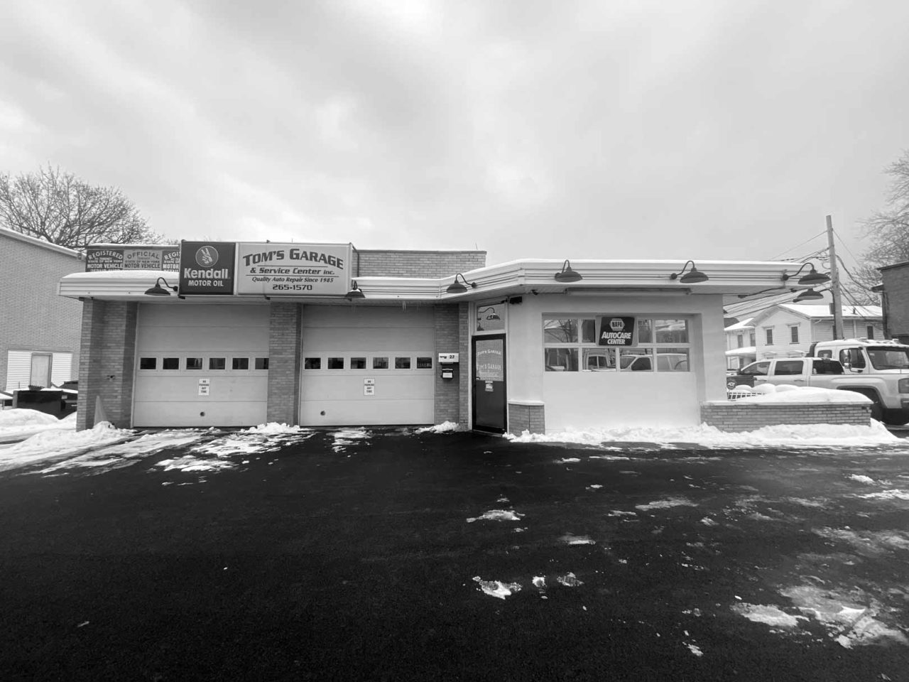 Mechanic in ster, NY Tom’s Garage & Service Center